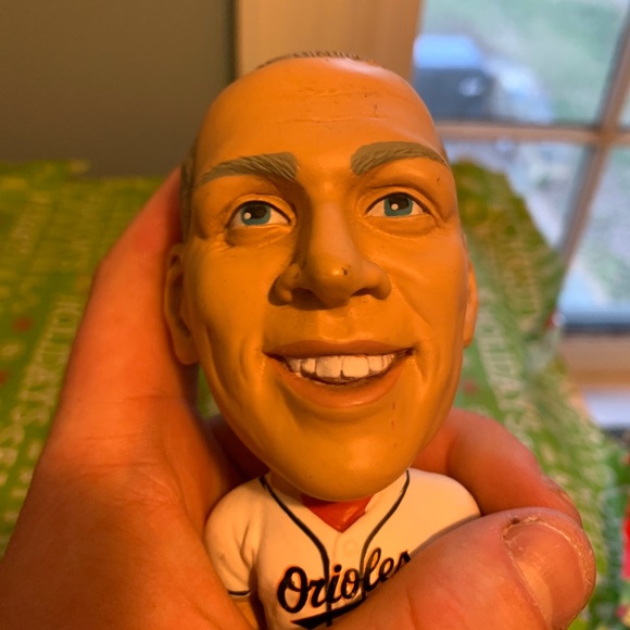 Cal Ripken Jr Figure - Picture 6 of 8